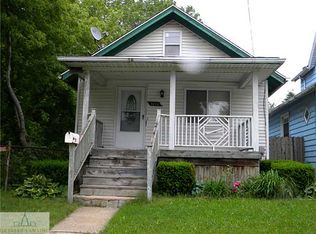 1010 N Larch St, Lansing, MI 48906