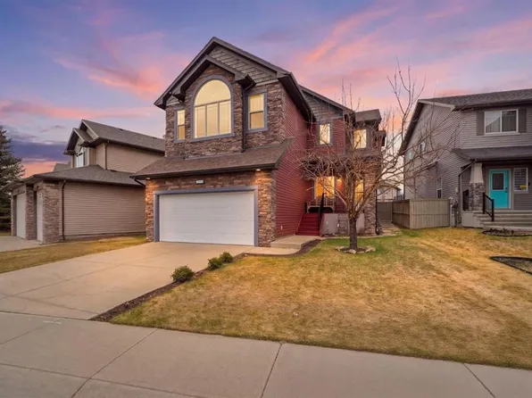 2593 NW Coopers Cir SW, Airdrie, AB T4B 3K2