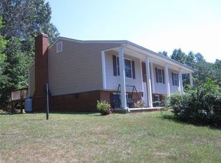 135 Kristen Forest Rd, Hardy, VA 24101