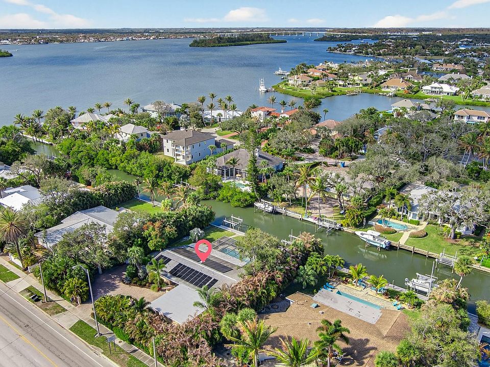 1st image of 547 E Causeway Boulevard