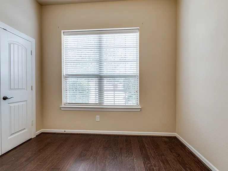 9509 Bewley Ct — Photo 26