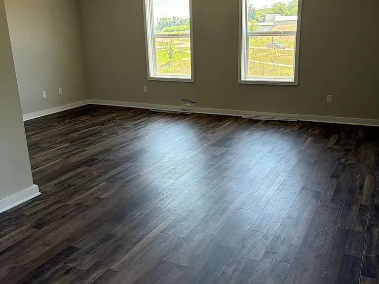 1324 S Main St — Photo 13