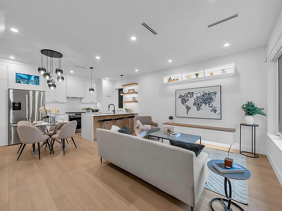 5th image of 2715 Cheyenne Ave