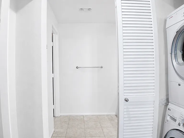 655 Columbia St #313 — Photo 19