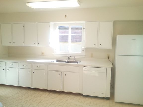 2nd image of 18 Jackman St