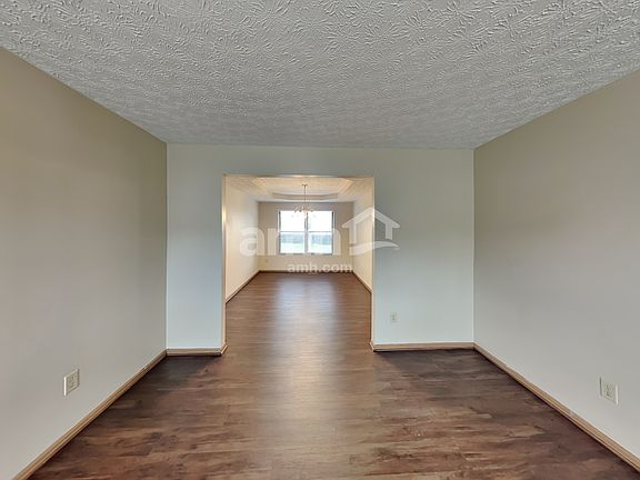 3rd image of 7121 Winnow Ct