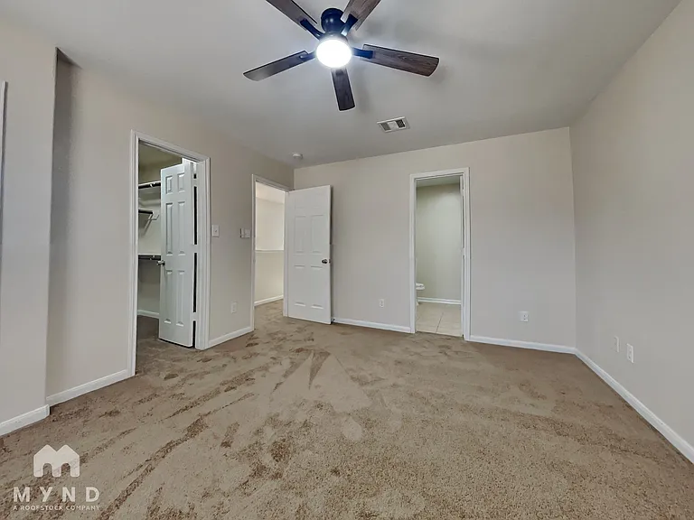 6128 Sidney St #B — Photo 9