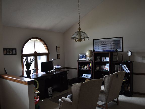 4th image of 8412 Nottinghill Dr