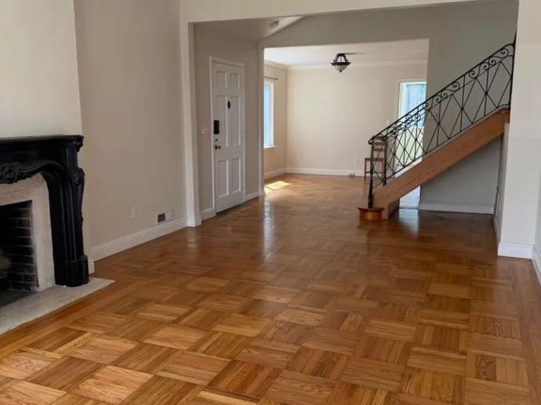185 S Mayfair Ave — Photo 5