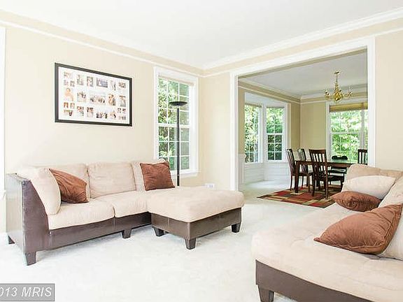 3rd image of 7819 Thornfield Ct