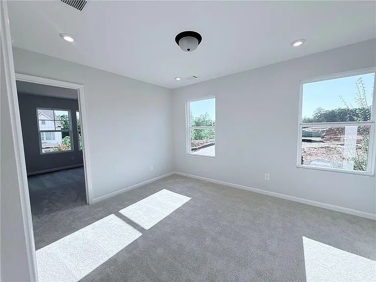 560 Aberdeen Meadow Ln — Photo 8