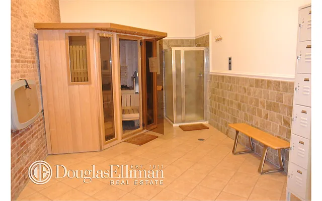 Sold by Douglas Elliman | media 24