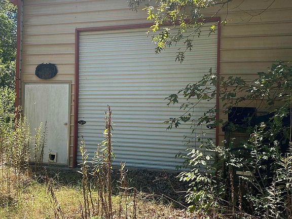 3rd image of 145D Clark Rd