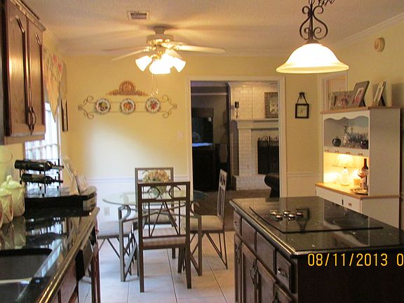 updated kit w/granite