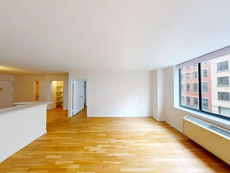 121 Reade St #5L — Photo 4
