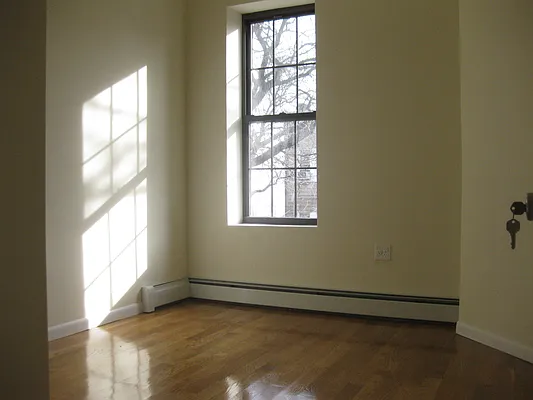 Rented by Blue Egg Realty Corp | media 15