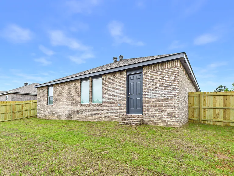 3 Vineyard Dr-5_05262026
