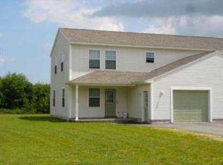 29 Memory Ln, Buxton, ME 04093