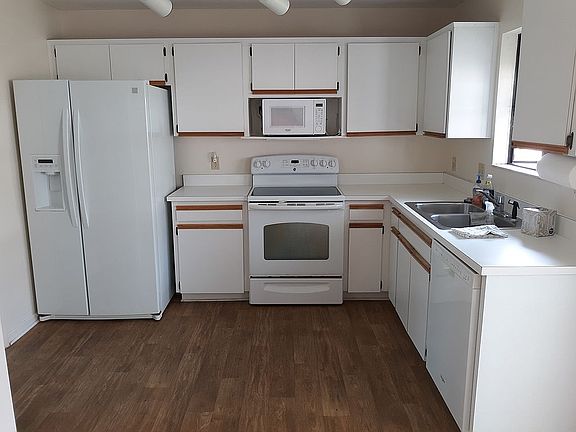 3rd image of 5010 Cypress Trace Dr