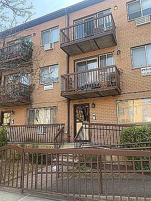 1st image of 31-13 30th St #3F