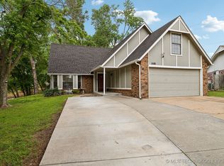 1308 W El Paso St, Broken Arrow, OK 74012