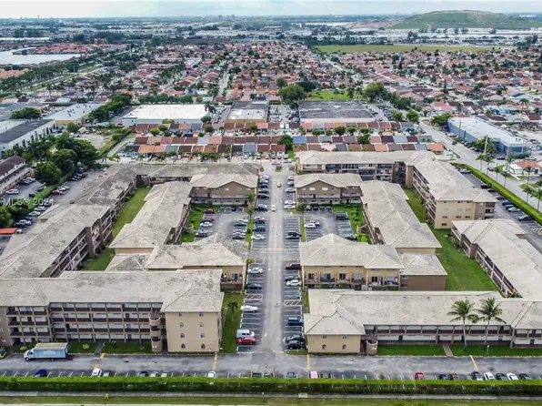 8851 NW 119th St Unit 2227-2, Hialeah Gardens, FL 33018