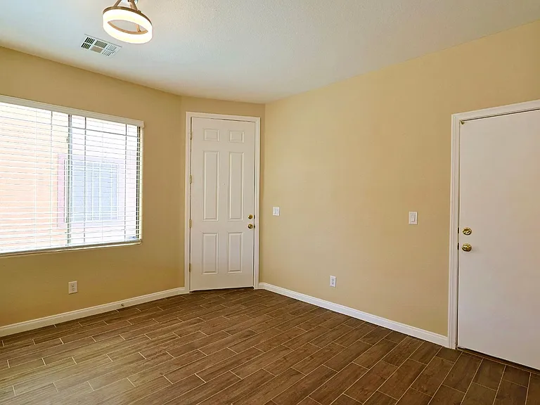 340 Sweet Sugar Pine Dr — Photo 7