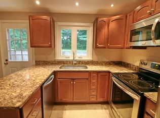 21 Bellamy Rd, Dover, NH 03820