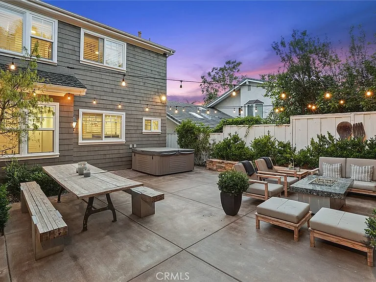 1836 Port Stanhope Pl — Photo 40