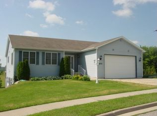 600 Parkside Ave, Baraboo, WI 53913