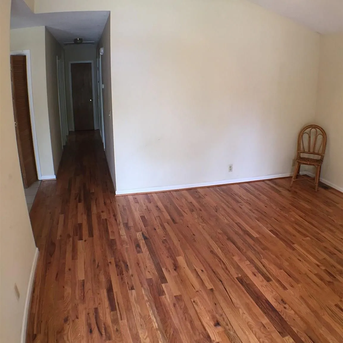3 bed, 1106 sqft, $1,750 — Photo 2