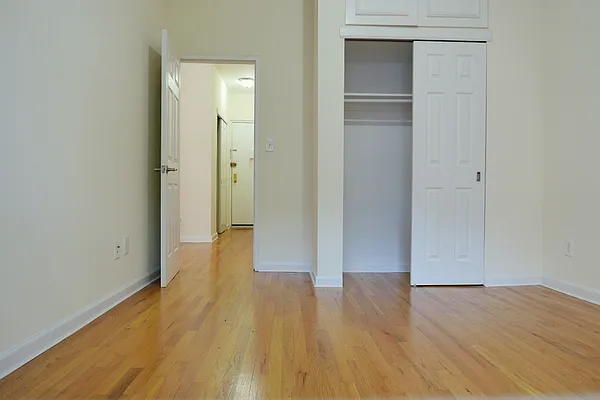 Rented by JK Dansar Corp | media 9