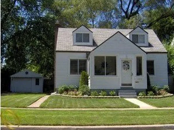 19331 Five Points St, Redford, MI 48240