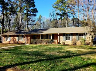 1504 Sunset Dr, Tupelo, MS 38801
