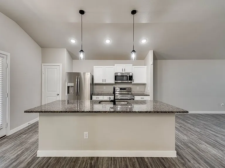 6714 Lonesome Dove Ln — Photo 9