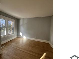 2552 N Humboldt Blvd #B, Milwaukee, WI
