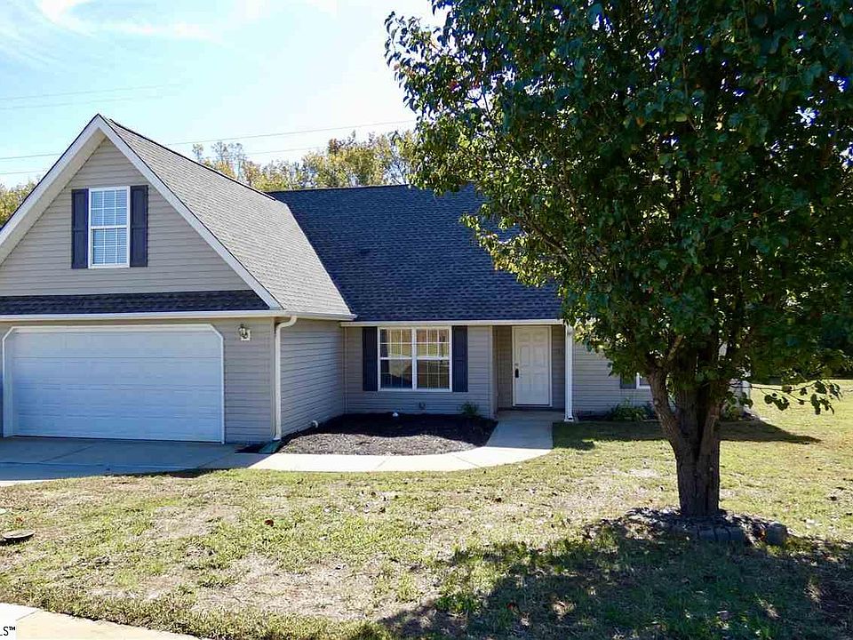 1st image of 106 Lauren Wood Cir