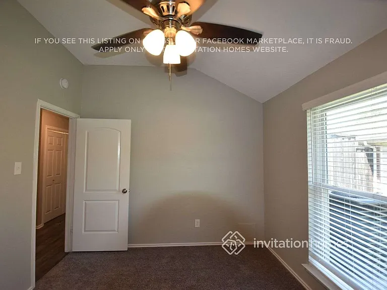 1517 Autumn Breeze Ln — Photo 15