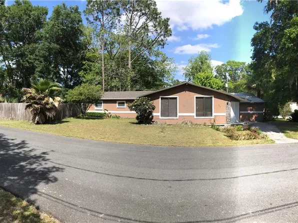 717 NW 253rd St, Newberry, FL 32669