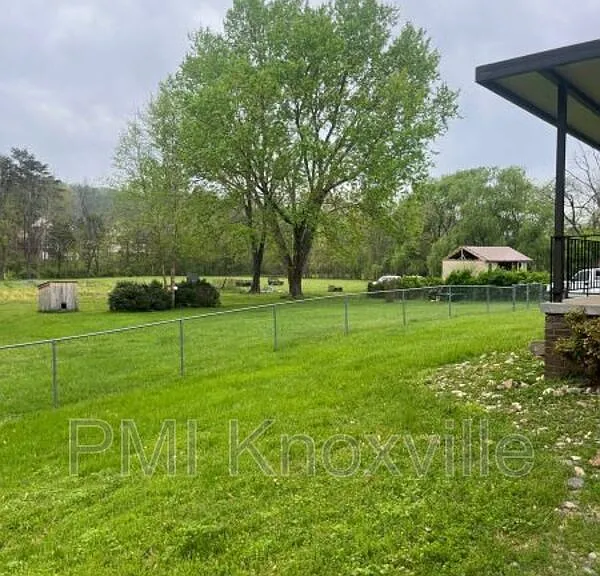 4723 Zirkle Dr — Photo 16