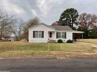 301 N Mississippi Ave, Bloomburg, TX 75556