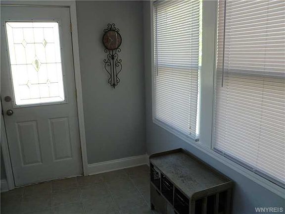 3rd image of 119 Euclid Ave