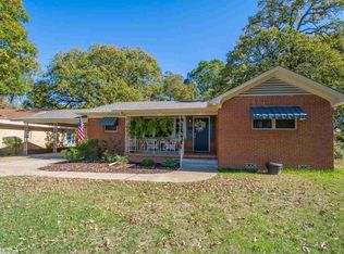 901 Denton, Benton, AR 72015