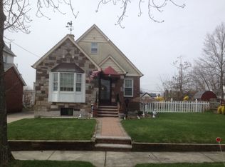 3616 204th St, Bayside, NY 11361