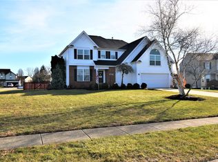 9303 Harness Ct, Pickerington, OH 43147