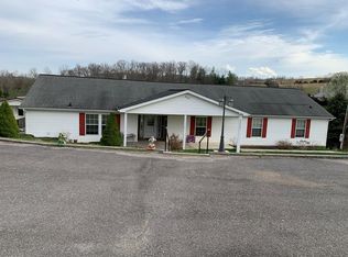 615 Glade Rd, Wytheville, VA 24382