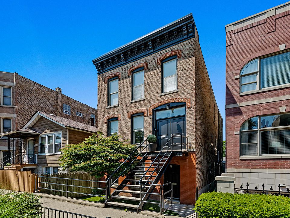 1st image of 1918 W Cortland St Unit 1