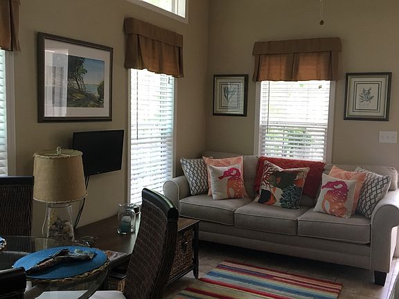 4th image of 235 Sunshine Dr