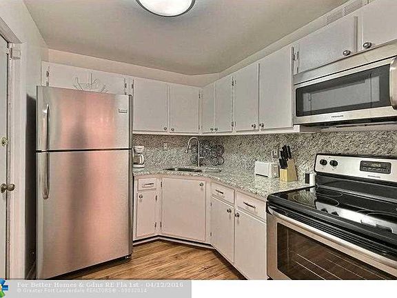 2nd image of 649 W Oakland Park Blvd APT 101A
