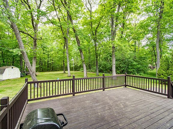 2nd image of 9420 Huron Park Dr